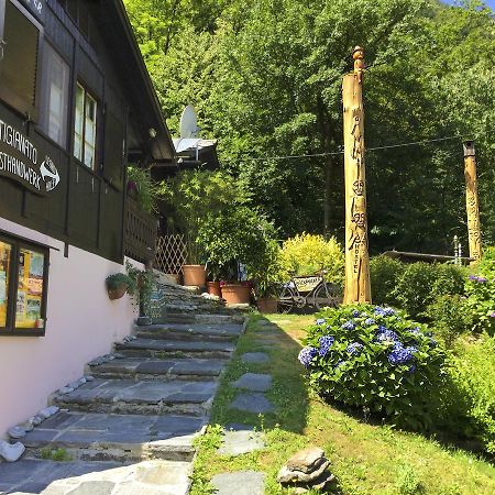 Baracca Backpacker Vandrarhem Aurigeno Exteriör bild